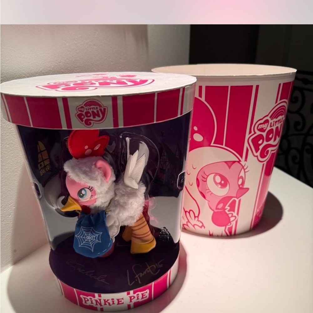 ISO! SDCC My Little Pony Pinkie Pie in Chicken Costume